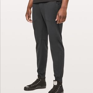 ABC Jogger Shorter *28”